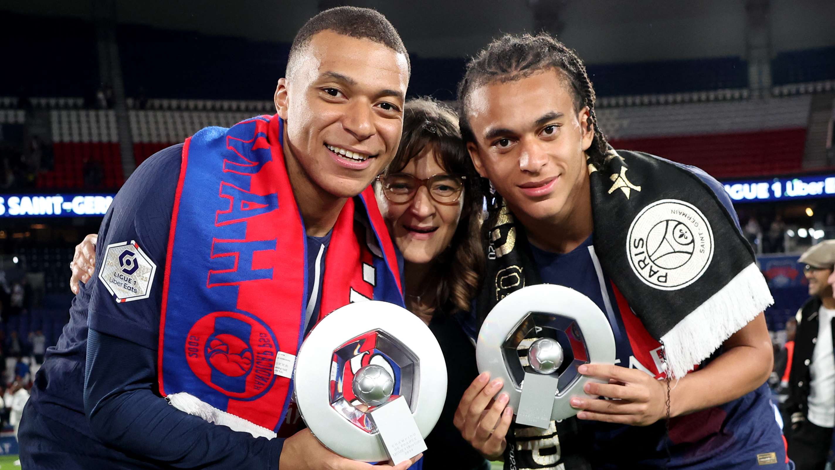 主教练安切 主教练安切